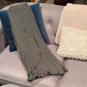 Olive Green Maxi Pleated Skirt size S